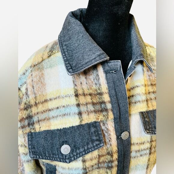 7 For All Mankind Women’s Plaid Cropped Jacket Size Small Denim Collar & Cuffs - Picture 4 of 7